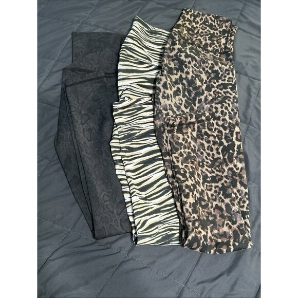 Women’s M Leggings Bundle 3 Animal Print Yoga Pants DIY Define Your Inspiration - Picture 1 of 7
